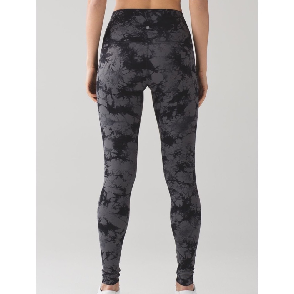 Lulemon legging wonder under pant